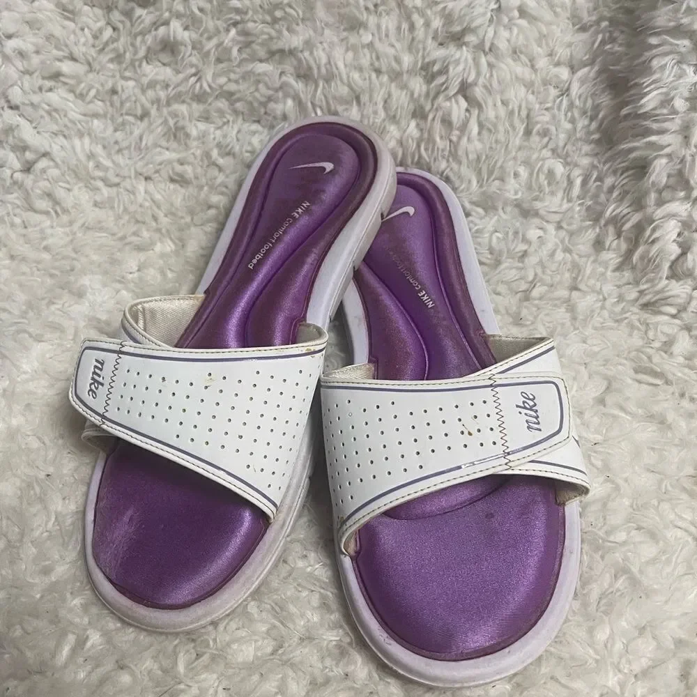 Nike Comfort Footbed Slides Sandals Flip Flops Women  white & Purple SZ11
